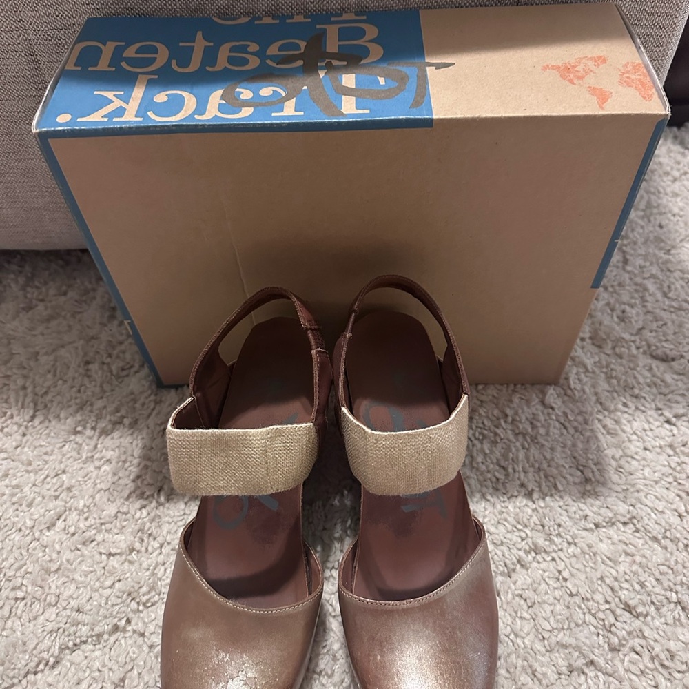 OTBT Brown and Tan Mules